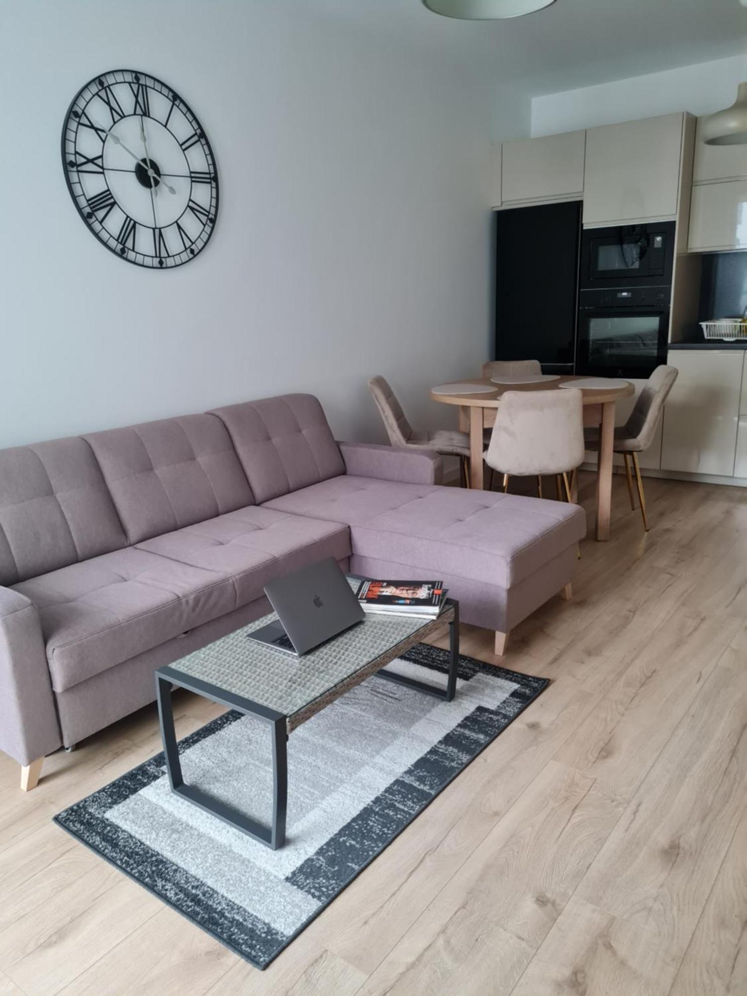 Airport Apartment Warsawa Bagian luar foto